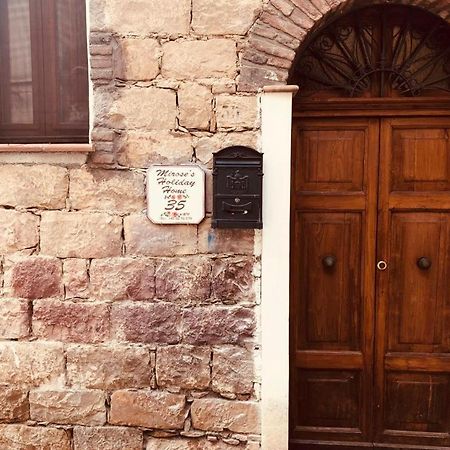 Mirose'S Holiday Home كاستلبونو المظهر الخارجي الصورة