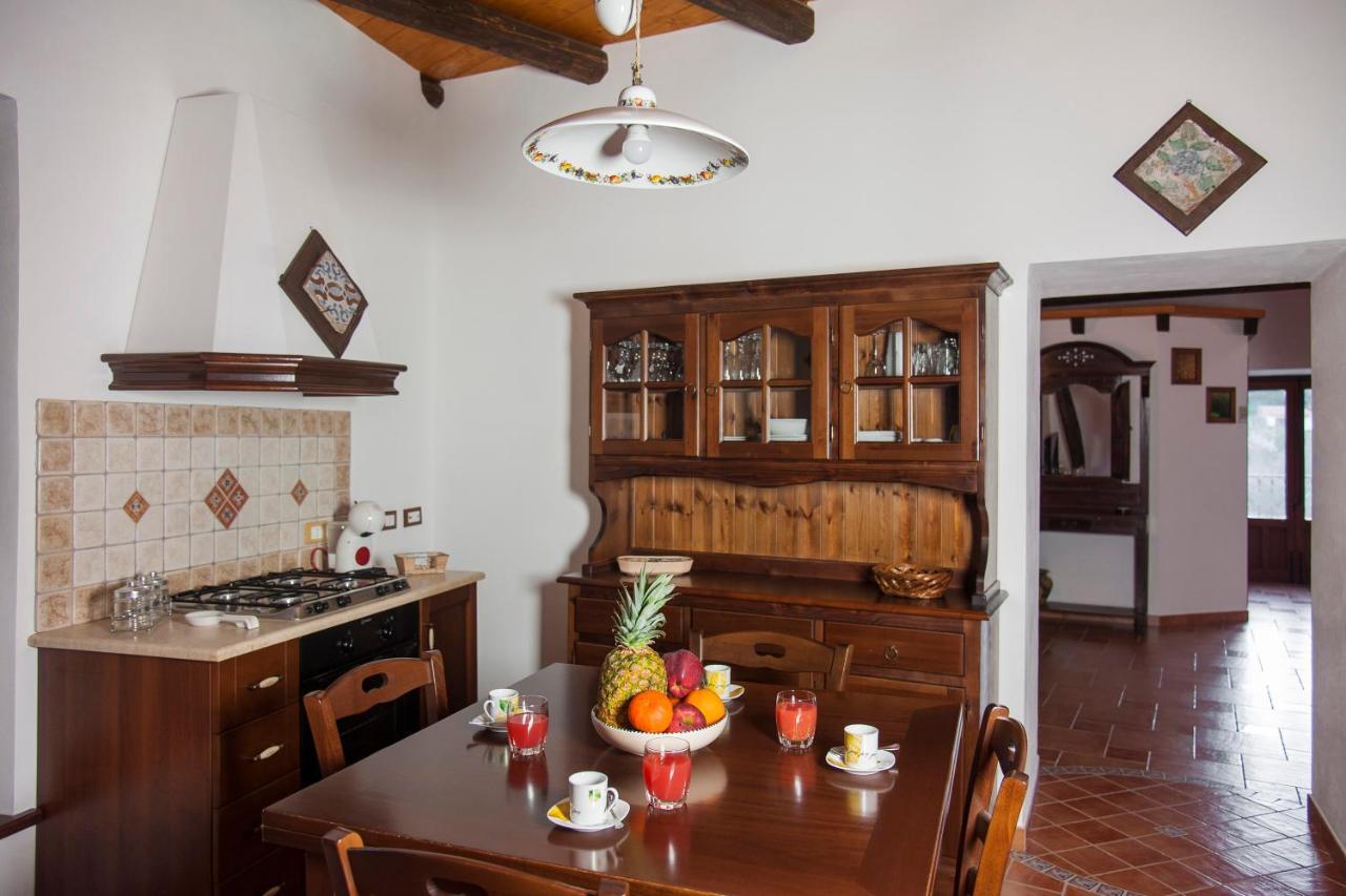 Mirose'S Holiday Home كاستلبونو المظهر الخارجي الصورة