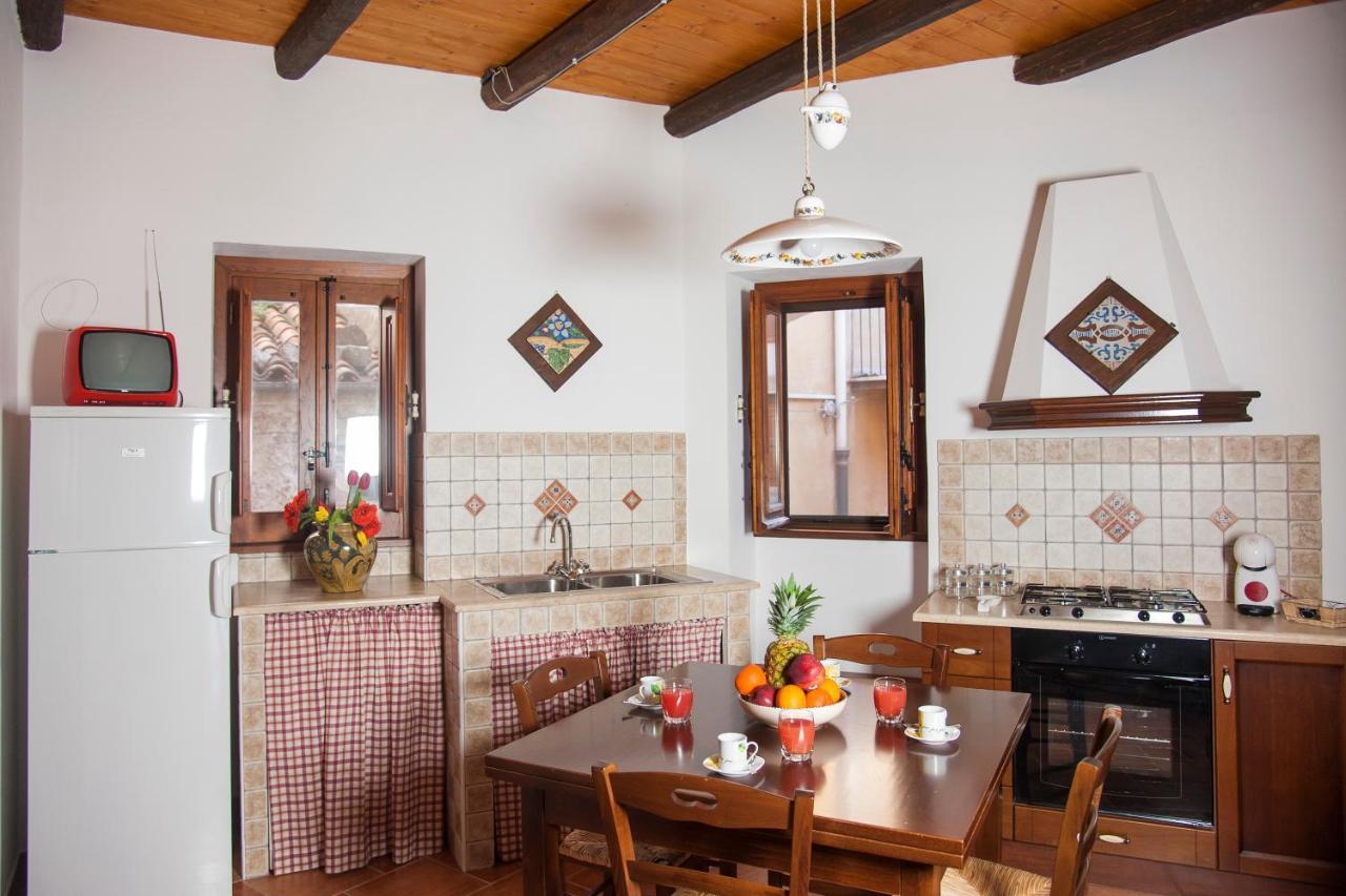 Mirose'S Holiday Home كاستلبونو المظهر الخارجي الصورة